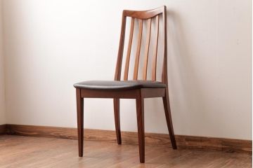 アンティーク家具　G-PLAN(ジープラン)　レザーの座面がシックなダイニングチェア(ワークチェア、椅子)(3)