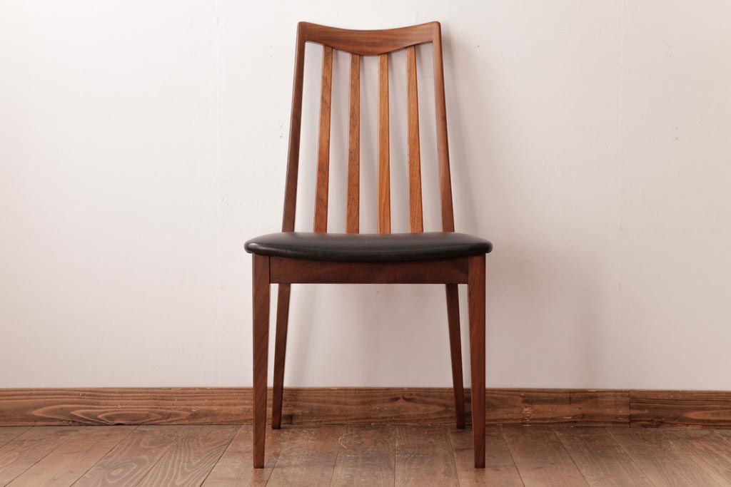 アンティーク家具　G-PLAN(ジープラン)　レザーの座面がシックなダイニングチェア(ワークチェア、椅子)