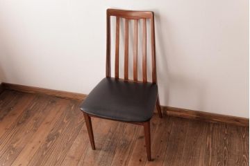 アンティーク家具　G-PLAN(ジープラン)　レザーの座面がシックなダイニングチェア(ワークチェア、椅子)