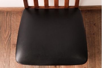 アンティーク家具　G-PLAN(ジープラン)　レザーの座面がシックなダイニングチェア(ワークチェア、椅子)
