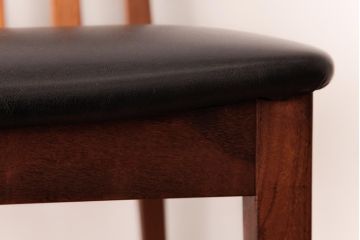 アンティーク家具　G-PLAN(ジープラン)　レザーの座面がシックなダイニングチェア(ワークチェア、椅子)