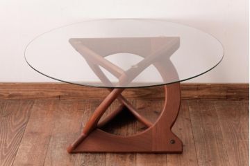 ビンテージ家具　北欧ヴィンテージ　チーク材　目を惹くデザインのガラストップローテーブル(カフェテーブル、リビングテーブル)