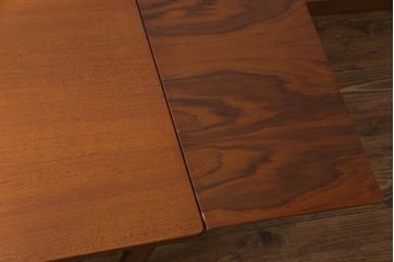 ビンテージ家具　北欧ヴィンテージ　珍しいローテーブルタイプのエクステンションテーブル(リビングテーブル、センターテーブル)