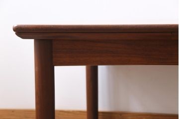 ビンテージ家具　北欧ヴィンテージ　珍しいローテーブルタイプのエクステンションテーブル(リビングテーブル、センターテーブル)