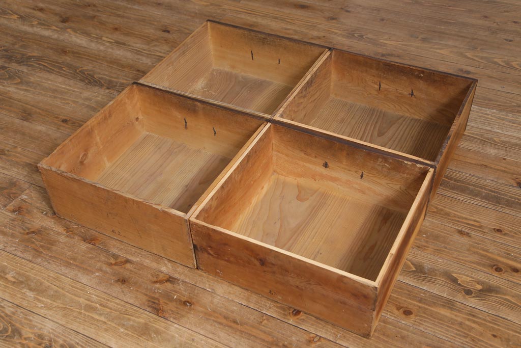 ラフジュ工房オリジナル　古い引き出しを活かしたローボード(リビングボード、引き出し)