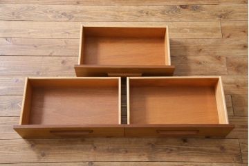 ビンテージ家具　北欧ヴィンテージ　ミッドセンチュリーデザインのルームディバイダー(飾り棚、サイドボード)