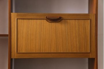 ビンテージ家具　北欧ヴィンテージ　ミッドセンチュリーデザインのルームディバイダー(飾り棚、サイドボード)