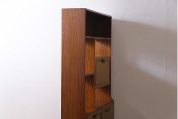 ビンテージ家具　北欧ヴィンテージ　ミッドセンチュリーデザインのルームディバイダー(飾り棚、サイドボード)
