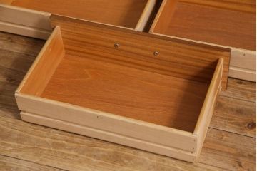 ビンテージ家具　北欧ヴィンテージ　ミッドセンチュリーデザインのルームディバイダー(飾り棚、サイドボード)