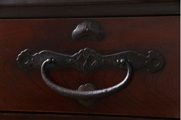 アンティーク家具　和製アンティーク　リメイク　前面ケヤキ材　鶴亀金具　二本松箪笥ローボード(時代箪笥、ローチェスト、和タンス)