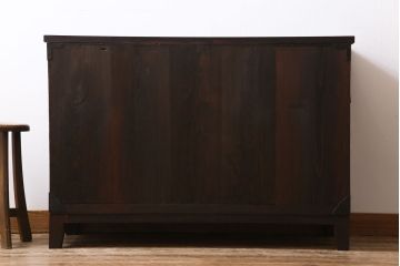 アンティーク家具　和製アンティーク　リメイク　前面ケヤキ材　鶴亀金具　二本松箪笥ローボード(時代箪笥、ローチェスト、和タンス)