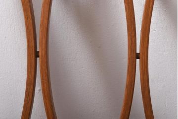 ヴィンテージ家具　ビンテージ　G-PLAN(ジープラン)　X-back(エックスバック)が目を引くチェア(ダイニングチェア、椅子)(2)