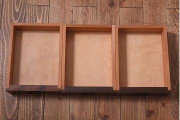 中古　松本民芸家具　モダンな雰囲気の90型茶タンス(サイドボード、戸棚)(定価約35万6千円)(1)