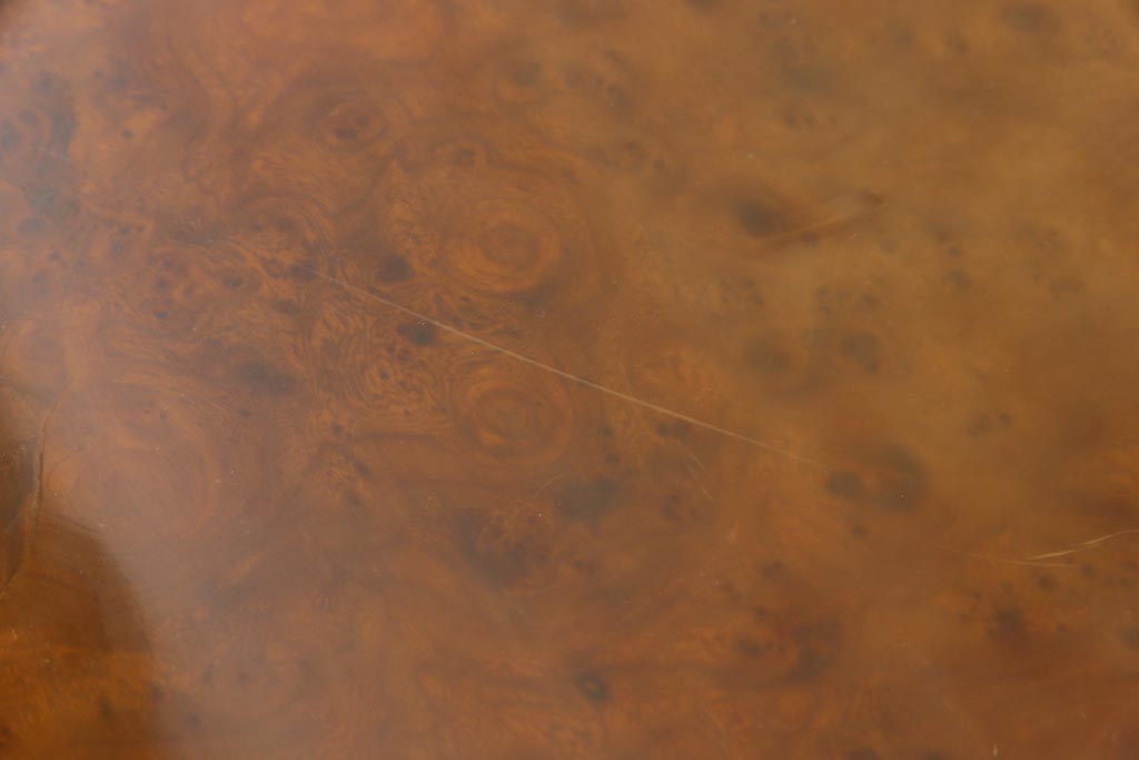 フランスビンテージ　曲線のデザインがエレガントなガラスケース(サイドキャビネット)(定価約20万円)