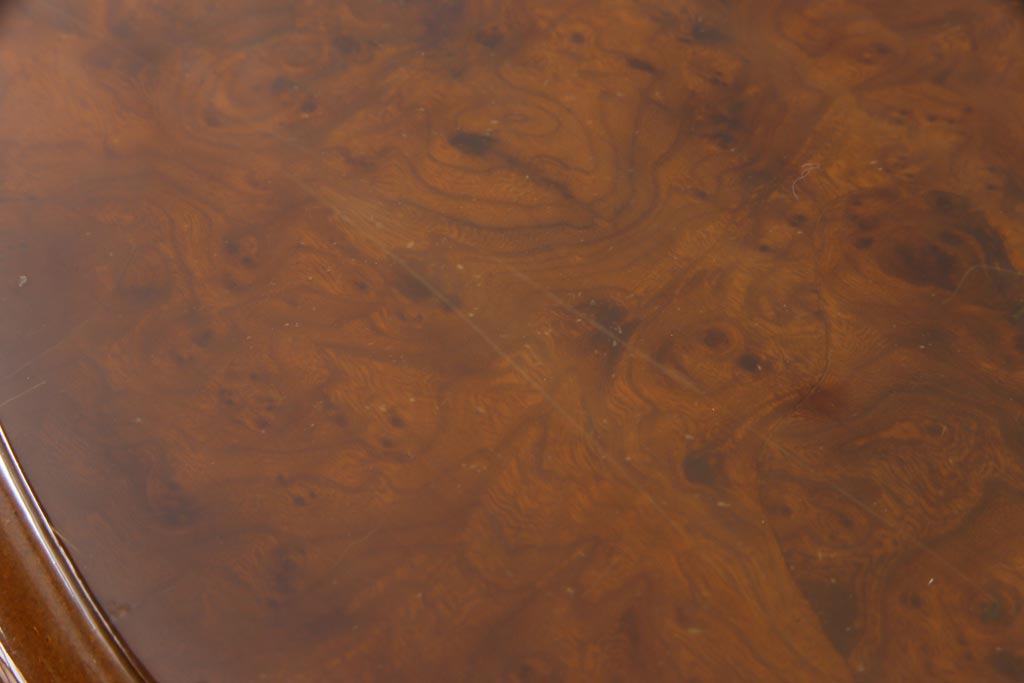 フランスビンテージ　曲線のデザインがエレガントなガラスケース(サイドキャビネット)(定価約20万円)