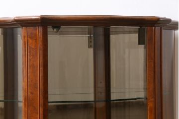 フランスビンテージ　曲線のデザインがエレガントなガラスケース(サイドキャビネット)(定価約20万円)