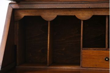 アンティーク家具　イギリスアンティーク　オーク材とステンドグラスの魅力あふれるビューローブックケース(ライティングビューロー、収納棚)