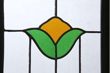 アンティーク家具　イギリスアンティーク　オーク材とステンドグラスの魅力あふれるビューローブックケース(ライティングビューロー、収納棚)