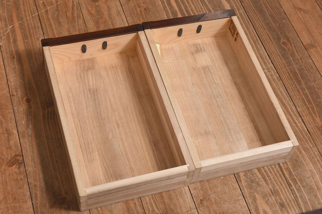 中古美品　伝統民芸家具　岩谷堂箪笥　菊幸　細身のサイドチェスト(立タンス)