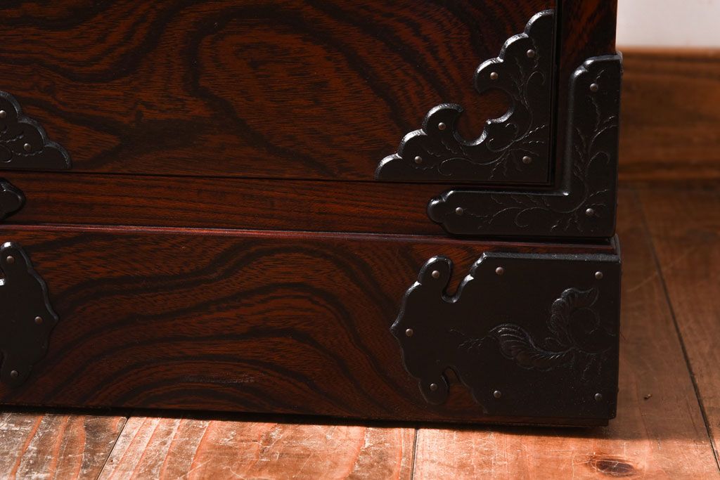 中古美品　伝統民芸家具　岩谷堂箪笥　菊幸　細身のサイドチェスト(立タンス)