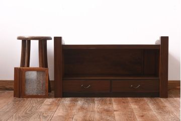 アンティーク家具　昭和初期　黒檀・栓材　結霜ガラスが上品なローボード(収納棚、置き床)