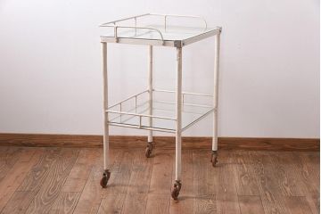 ペイント家具　シャビーな雰囲気漂うシンプルなキャスターワゴン(キッチンワゴン、サイドワゴン)