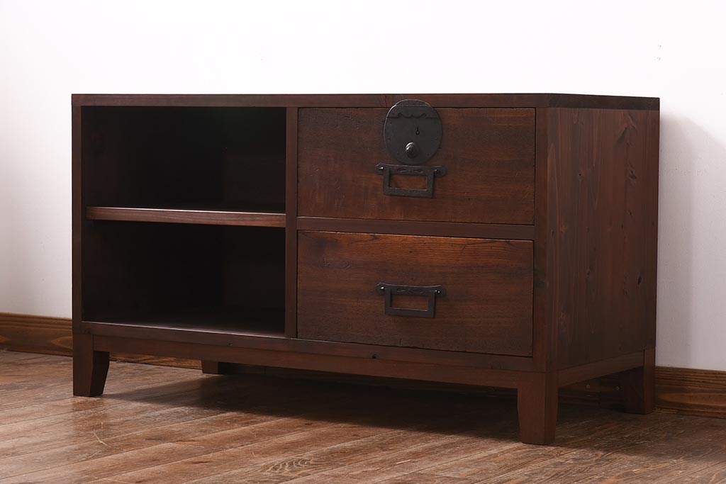 ラフジュ工房オリジナル　古い引き出しが魅力のローボード(リビングボード、引き出し)