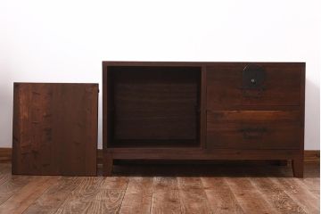 ラフジュ工房オリジナル　古い引き出しが魅力のローボード(リビングボード、引き出し)