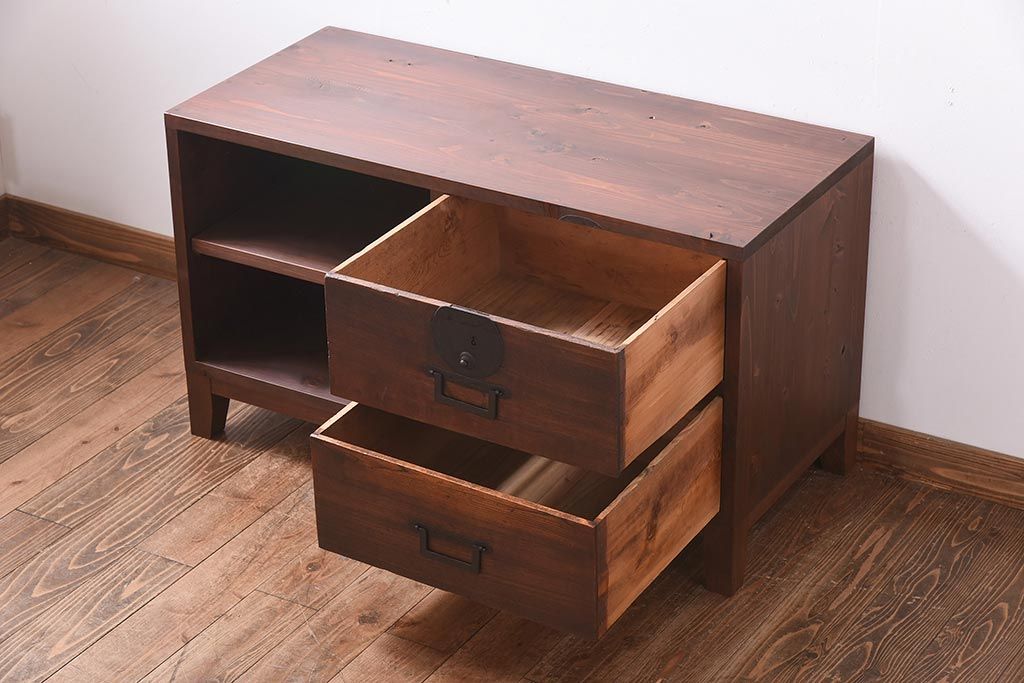 ラフジュ工房オリジナル　古い引き出しが魅力のローボード(リビングボード、引き出し)