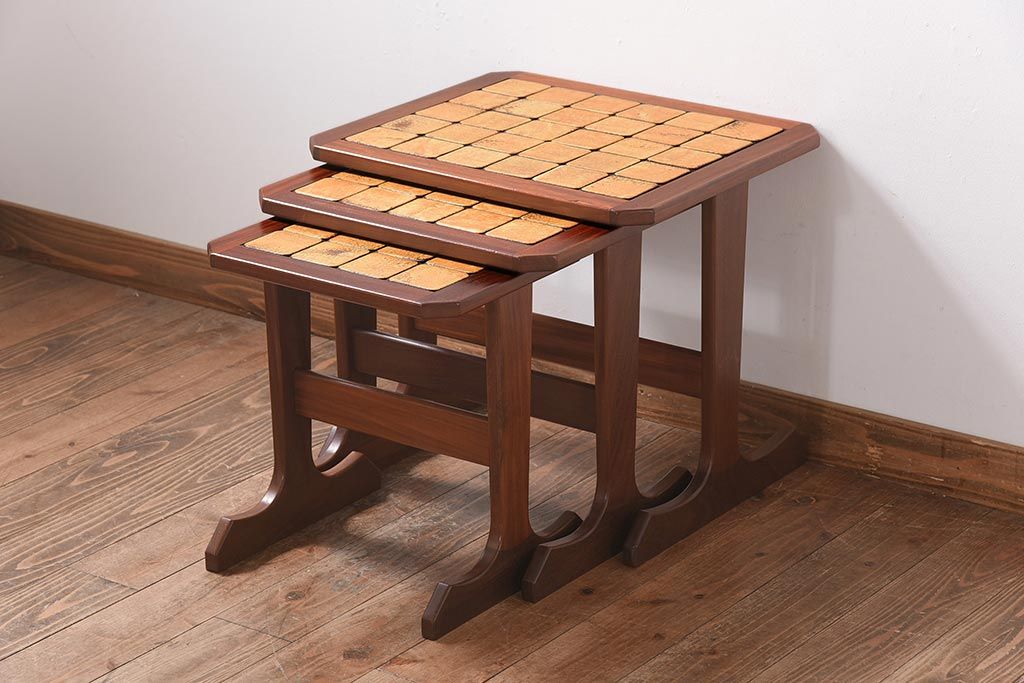 G-PLAN ヴィンテージ タイルトップ ネストテーブル チーク サイドテーブル イギリス ヴィンテージ タイルトップ ネストテーブル/チーク材/ミッド