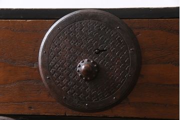 アンティーク家具　和製アンティーク　明治大正期　前面桐材　味わい深い趣の4尺最上箪笥(衣装箪笥、整理箪笥、桐箪笥、桐たんす)