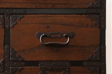 アンティーク家具　和製アンティーク　明治大正期　前面桐材　味わい深い趣の4尺最上箪笥(衣装箪笥、整理箪笥、桐箪笥、桐たんす)