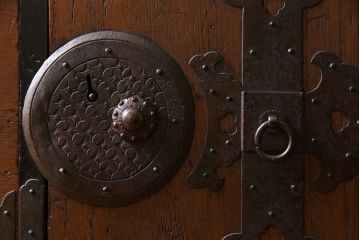 アンティーク家具　和製アンティーク　明治大正期　前面桐材　味わい深い趣の4尺最上箪笥(衣装箪笥、整理箪笥、桐箪笥、桐たんす)