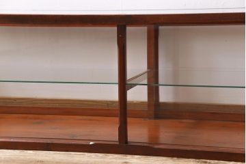 レトロ家具　和製アンティーク　レトロなムードが高まるロータイプのガラスケース(ショーケース、陳列棚)