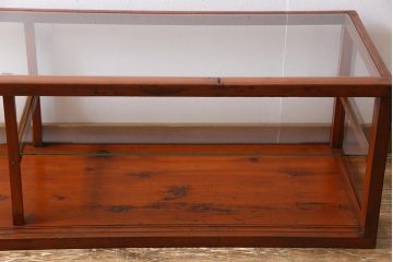 レトロ家具　和製アンティーク　レトロなムードが高まるロータイプのガラスケース(ショーケース、陳列棚)