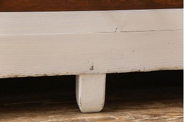 ペイント家具　レトロで落ち着いたカラーのガラスケース(ショーケース、陳列棚)