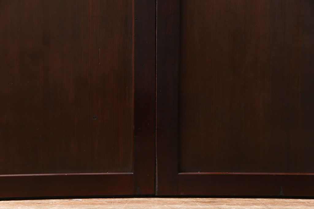 和製アンティーク　裏表で異なる取っ手が魅力の帯戸(板戸、引き戸、建具)2枚組