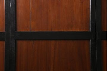 和製アンティーク　ヒノキ材　黒の縁がモダンな帯戸4枚セット(板戸、引戸、建具)