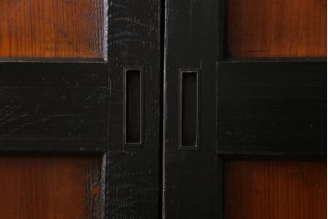 和製アンティーク　ヒノキ材　黒の縁がモダンな帯戸4枚セット(板戸、引戸、建具)