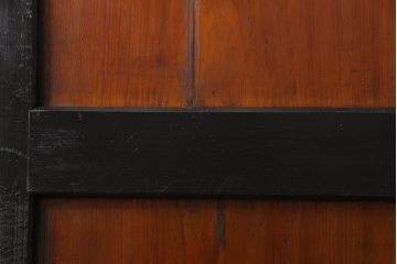 和製アンティーク　ヒノキ材　黒の縁がモダンな帯戸4枚セット(板戸、引戸、建具)