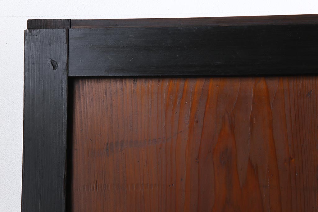 和製アンティーク　ヒノキ材　黒の縁がモダンな帯戸4枚セット(板戸、引戸、建具)