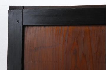 和製アンティーク　ヒノキ材　黒の縁がモダンな帯戸4枚セット(板戸、引戸、建具)