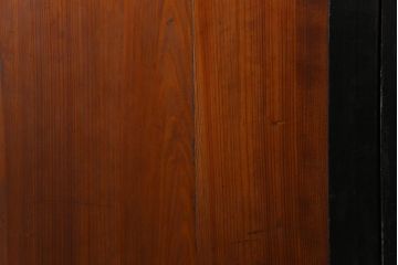 和製アンティーク　ヒノキ材　黒の縁がモダンな帯戸4枚セット(板戸、引戸、建具)