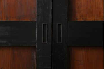 和製アンティーク　ヒノキ材　黒の縁がモダンな帯戸4枚セット(板戸、引戸、建具)