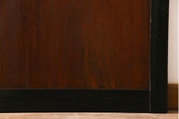 和製アンティーク　ヒノキ材　黒の縁がモダンな帯戸4枚セット(板戸、引戸、建具)