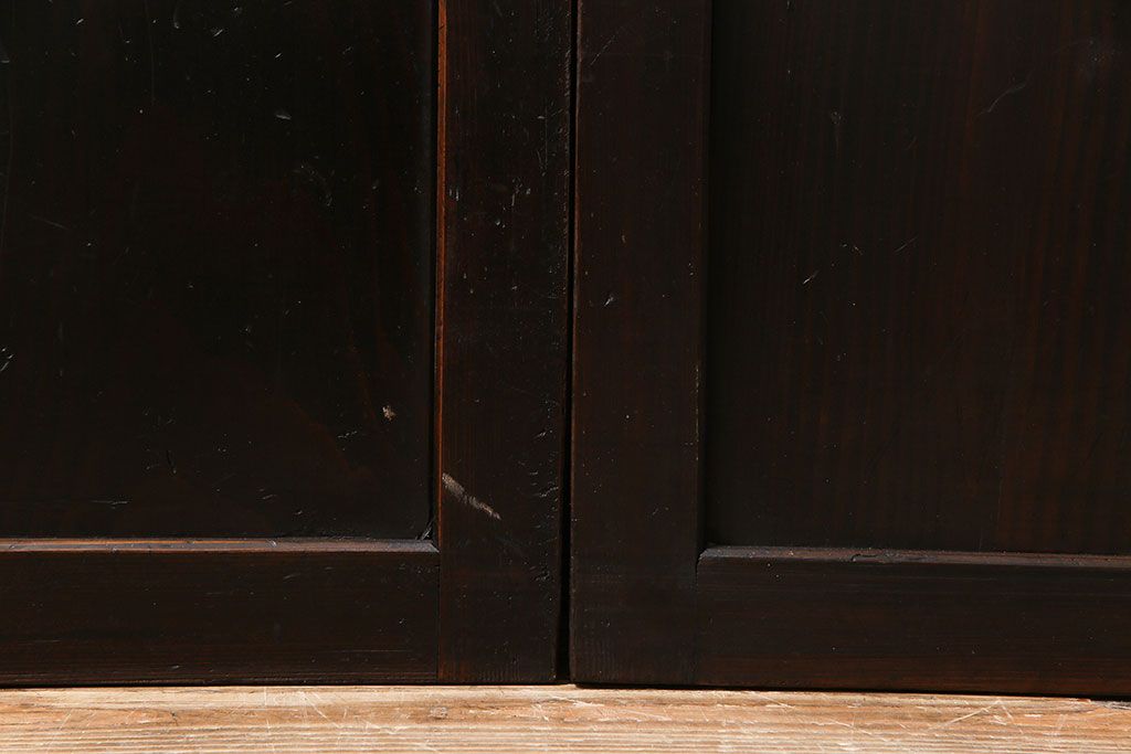 【商談品】和製アンティーク　燻された渋い色味が素敵な帯戸4枚セット(板戸、引戸、建具)