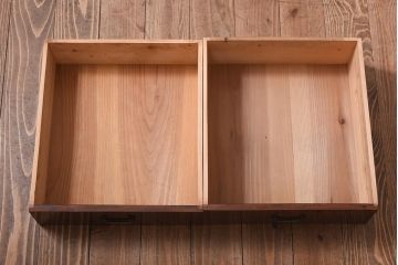 レトロ家具　昭和レトロ　前面ケヤキ材　様々なインテリアに合わせやすいシンプルなローボード(テレビボード、リビングボード)