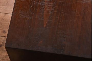 レトロ家具　昭和レトロ　前面ケヤキ材　様々なインテリアに合わせやすいシンプルなローボード(テレビボード、リビングボード)