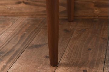 ヴィンテージ家具　北欧ビンテージ　チーク材　優しげでぬくもり溢れる佇まいが魅力のチェア(ダイニングチェア、ワークチェア)