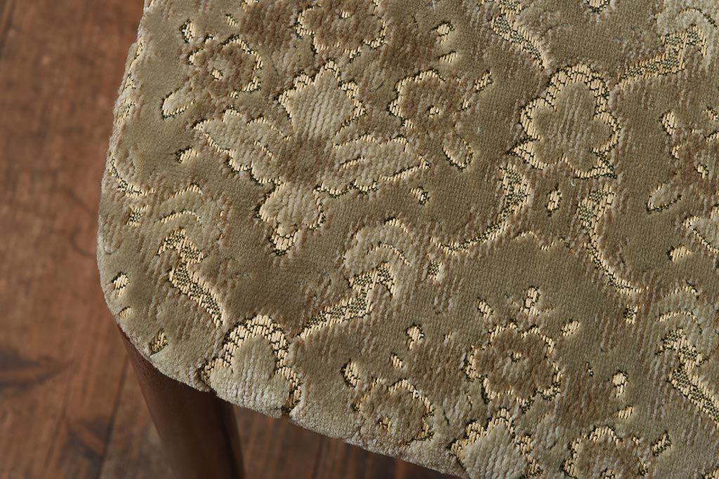 ヴィンテージ家具　北欧ビンテージ　チーク材　優しげでぬくもり溢れる佇まいが魅力のチェア(ダイニングチェア、ワークチェア)(1)